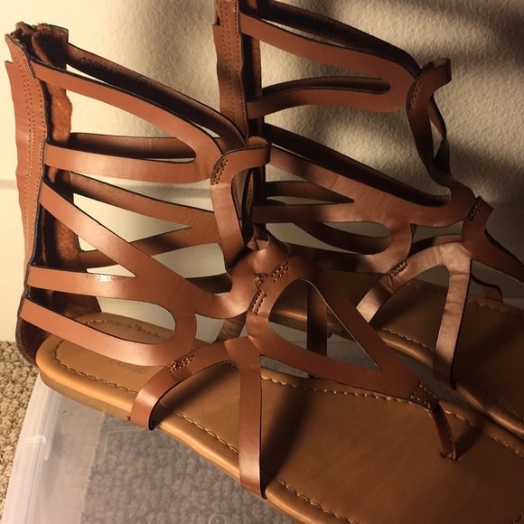 Shoes - Picture 2 of 2